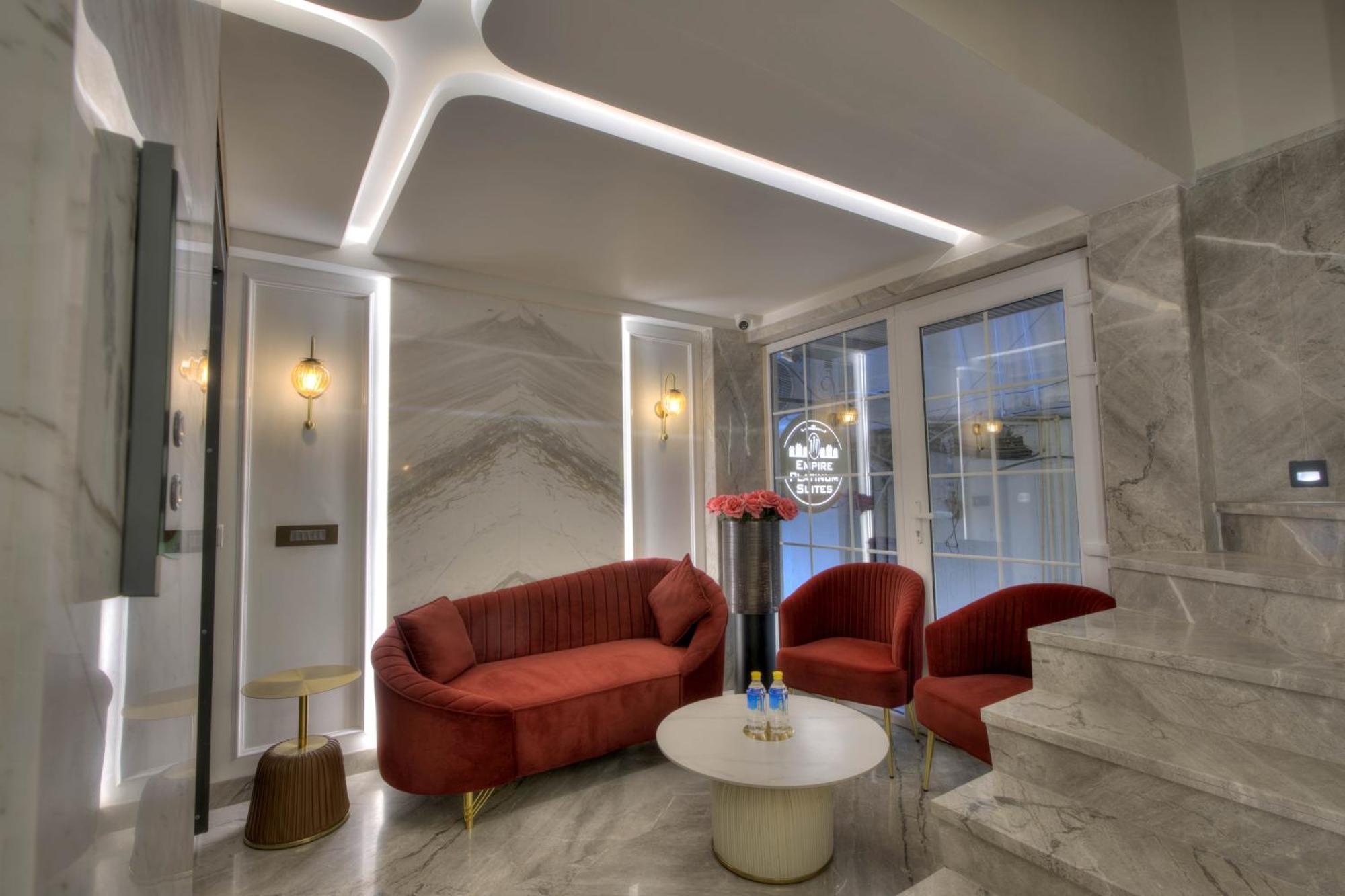 Empire Platinum Suites Neu-Delhi Exterior foto